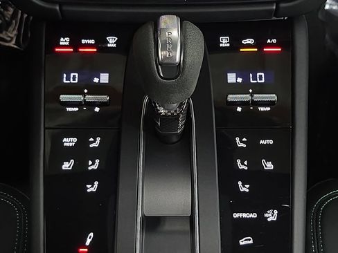 Certified 2024 Porsche Macan GTS AWD/4WD image 19