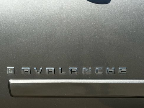 Used 2008 Chevrolet Avalanche LT w/ Convenience Package #1 image 16