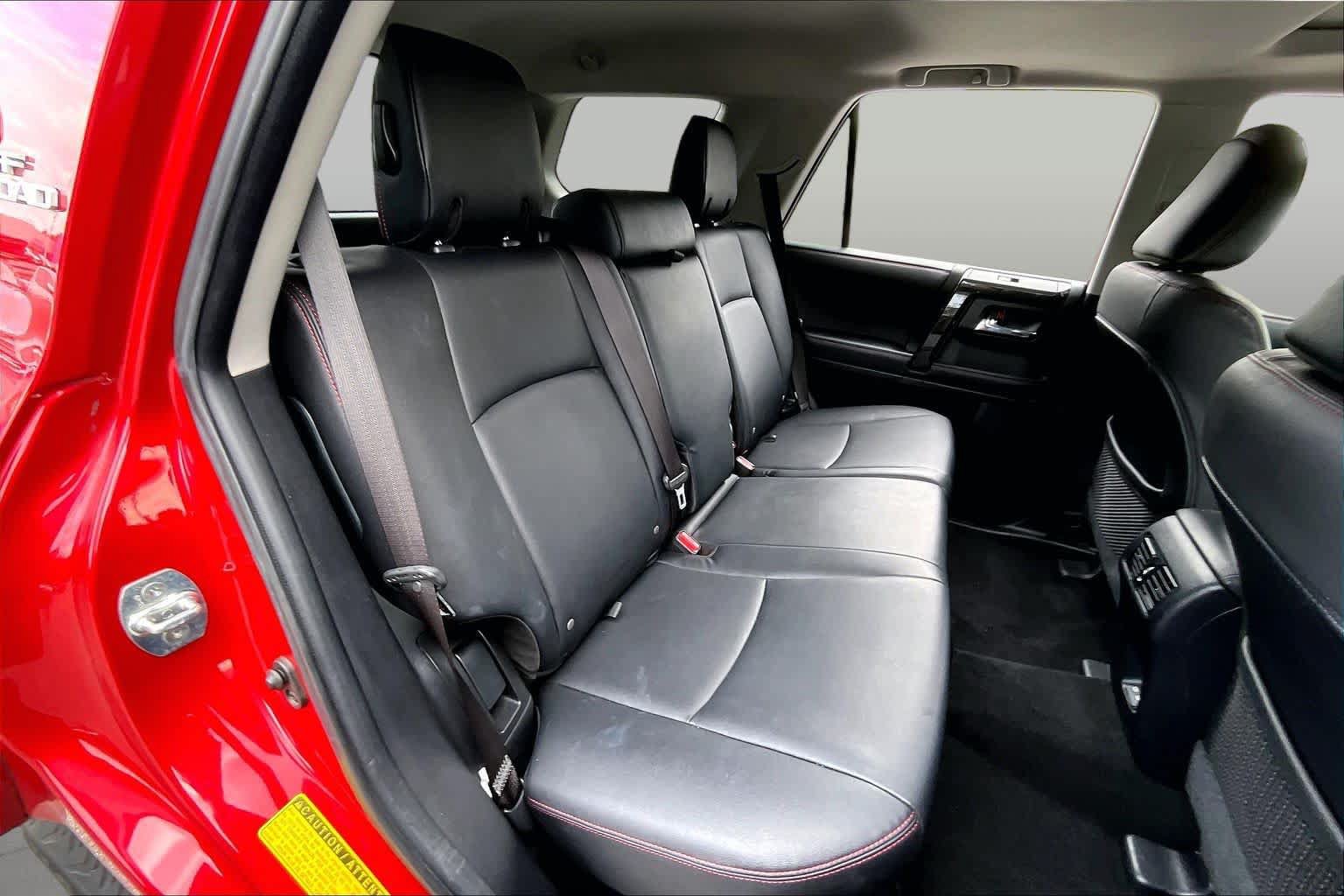 Used 2023 Toyota 4Runner TRD Off-Road Premium w/ Moonroof Package AWD/4WD image 21