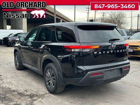 Used 2024 Nissan Pathfinder S image 8