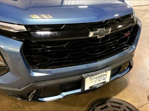 Certified 2025 Chevrolet Equinox RS FWD image 10