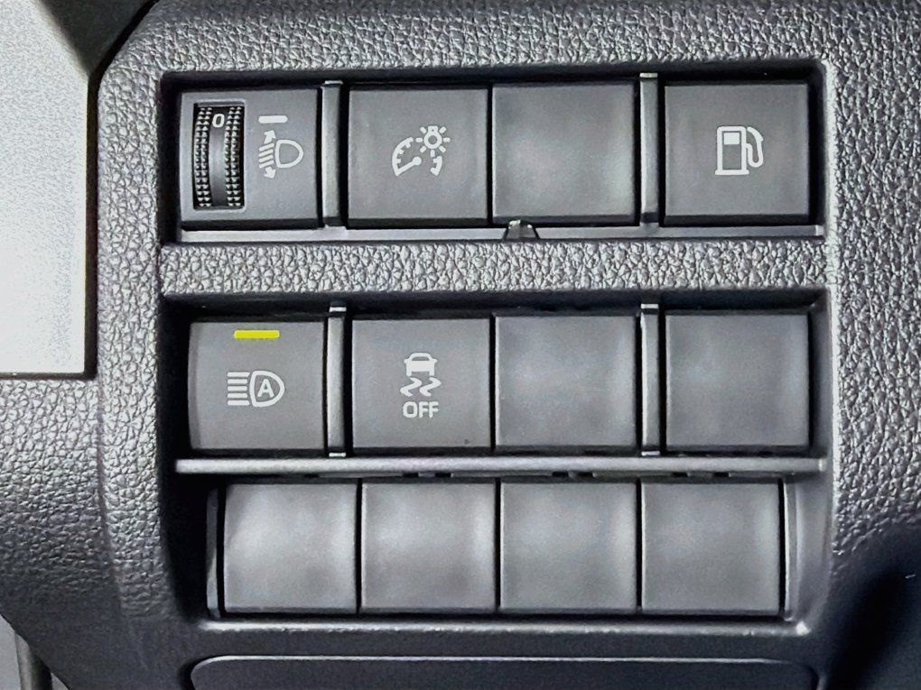 New 2026 Toyota 4Runner SR5 AWD/4WD image 14