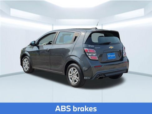 Used 2020 Chevrolet Sonic LT FWD image 4