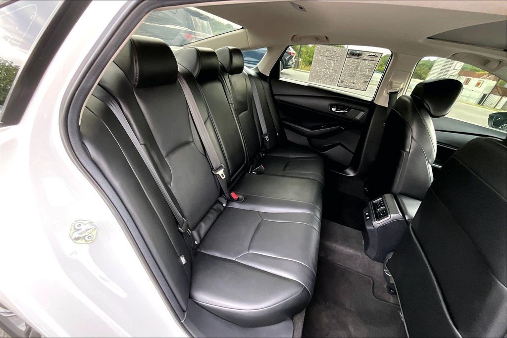 Used 2024 Honda Accord EX-L image 27