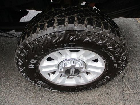 Used 2017 Ford F250 XL w/ STX Appearance Package image 15