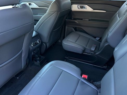 New 2026 Ford Explorer Active w/ Active Comfort Package RWD image 11