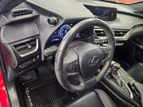 Used 2021 Lexus UX 250h w/ Accessory Package (Z1) image 7