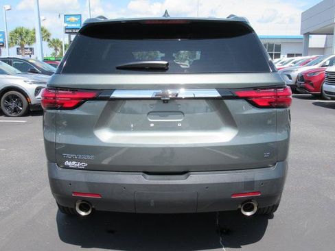 Used 2022 Chevrolet Traverse LT FWD image 6