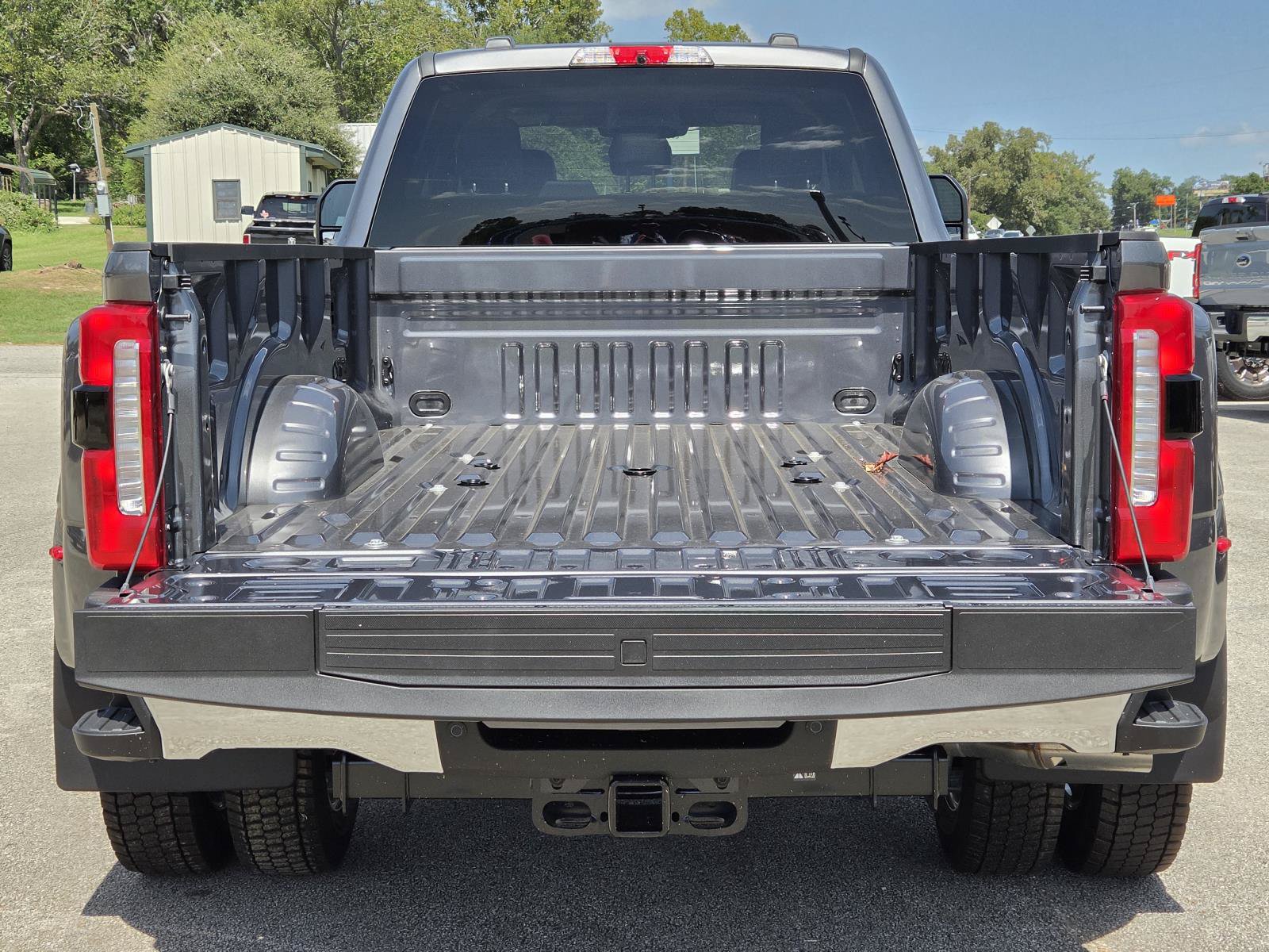 New 2026 Ford F450 Lariat w/ Camper Package AWD/4WD image 7