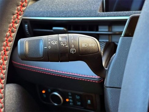 Used 2025 Ford Mustang Mach-E Premium w/ Sport Appearance Package image 30