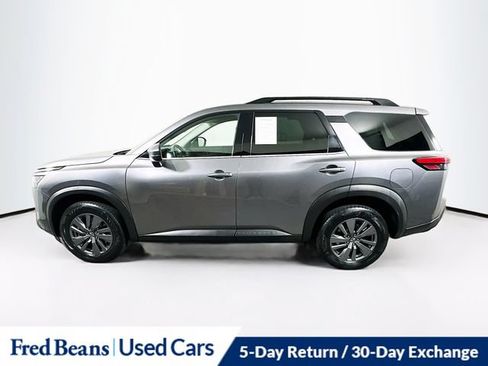 Used 2024 Nissan Pathfinder SV AWD/4WD image 5