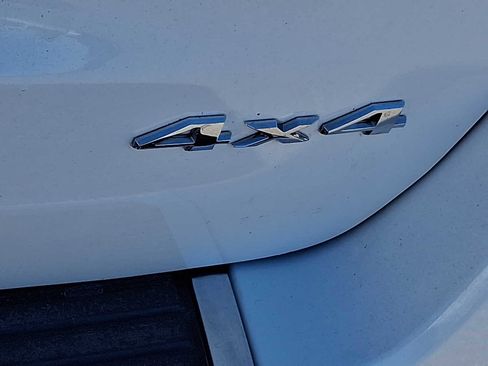 Used 2019 Jeep Grand Cherokee Overland image 34