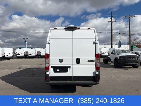 New 2026 RAM ProMaster 3500 w/ Convenience Group image 4