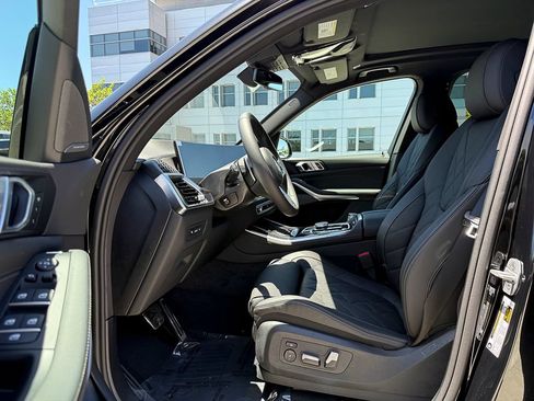 New 2026 BMW X5 sDrive40i w/ M Sport Package RWD image 9