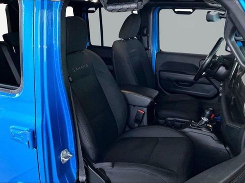 Used 2022 Jeep Wrangler Unlimited Sahara image 19