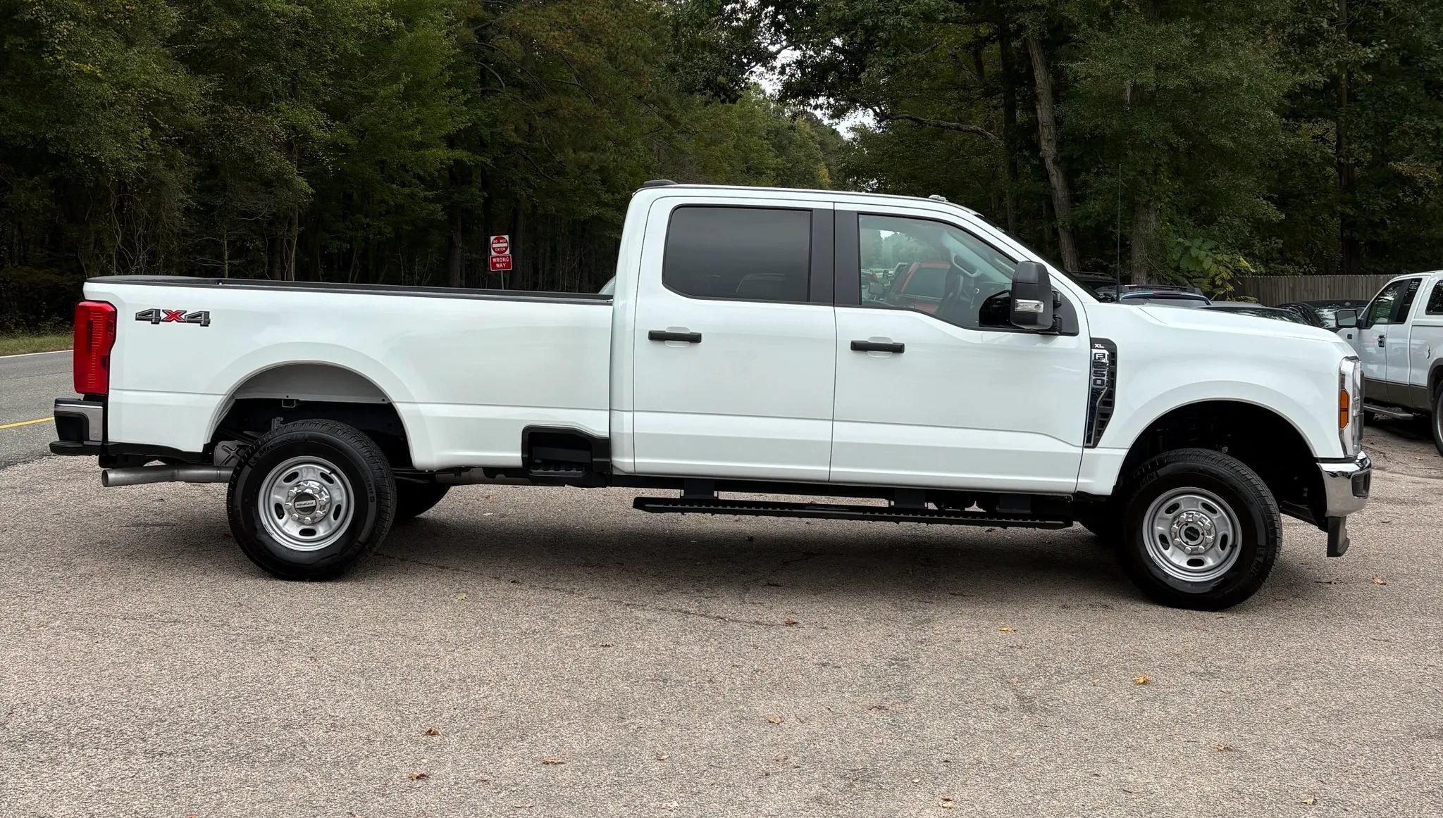 Used 2025 Ford F250 XL w/ XL Chrome Package AWD/4WD image 7
