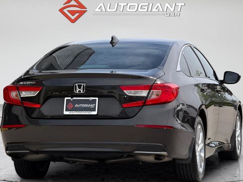 Used 2018 Honda Accord LX image 10