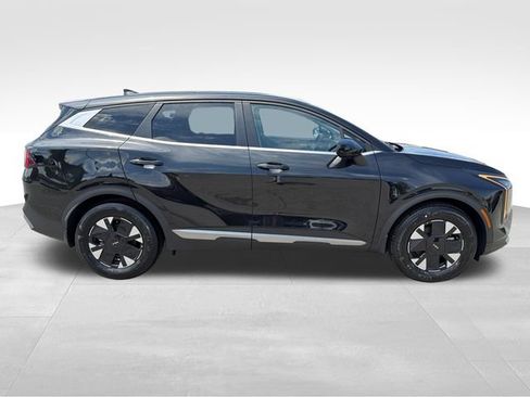 New 2026 Kia Sportage LX FWD image 8