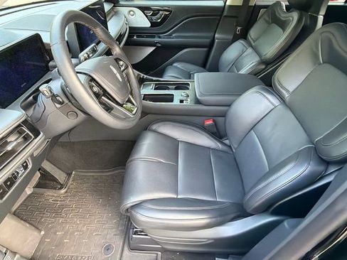 New 2025 Lincoln Aviator Reserve w/ Equipment Group 201A AWD/4WD image 9