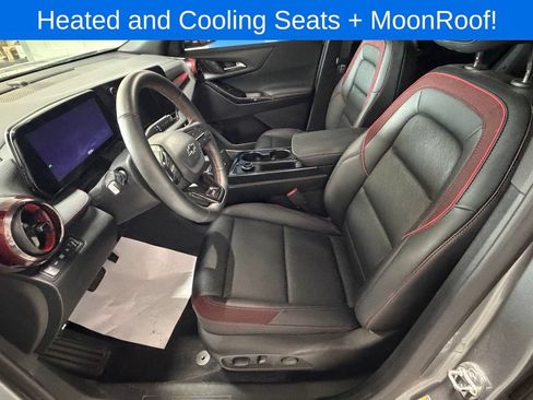 Used 2025 Chevrolet Equinox RS w/ Convenience Package III AWD/4WD image 8