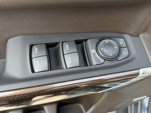 Used 2021 Chevrolet Silverado 1500 RST AWD/4WD image 15