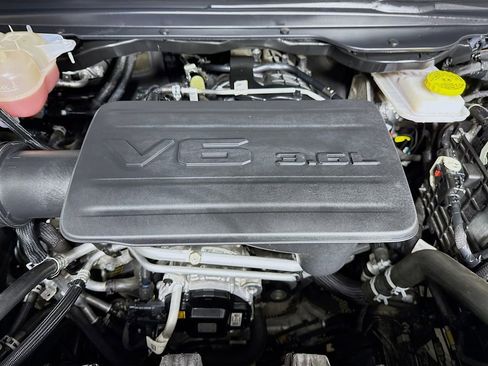 Used 2025 RAM 1500 Big Horn image 31