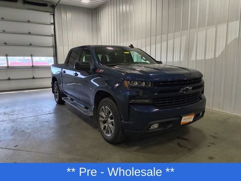 Used 2020 Chevrolet Silverado 1500 RST AWD/4WD image 2