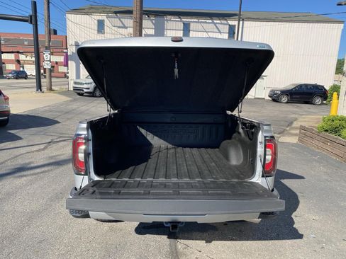 Used 2018 GMC Sierra 1500 Denali w/ Denali Ultimate Package AWD/4WD image 29