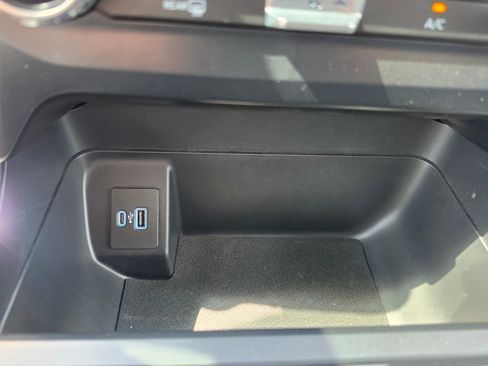 Used 2022 Ford F150 XLT w/ Equipment Group 301A Mid AWD/4WD image 33