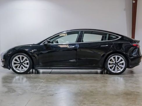 Used 2019 Tesla Model 3 Standard Range Plus image 18