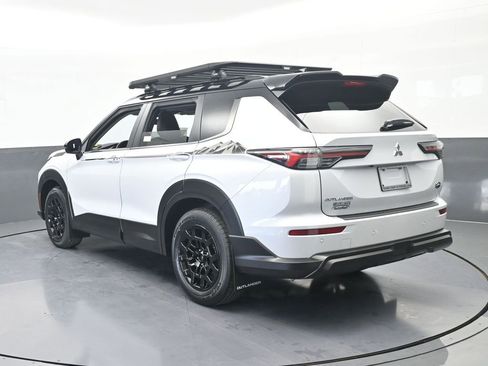 New 2026 Mitsubishi Outlander Trail Edition AWD/4WD image 4