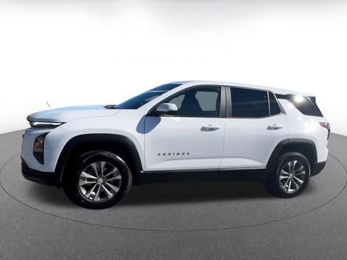 Used 2025 Chevrolet Equinox LT image 8