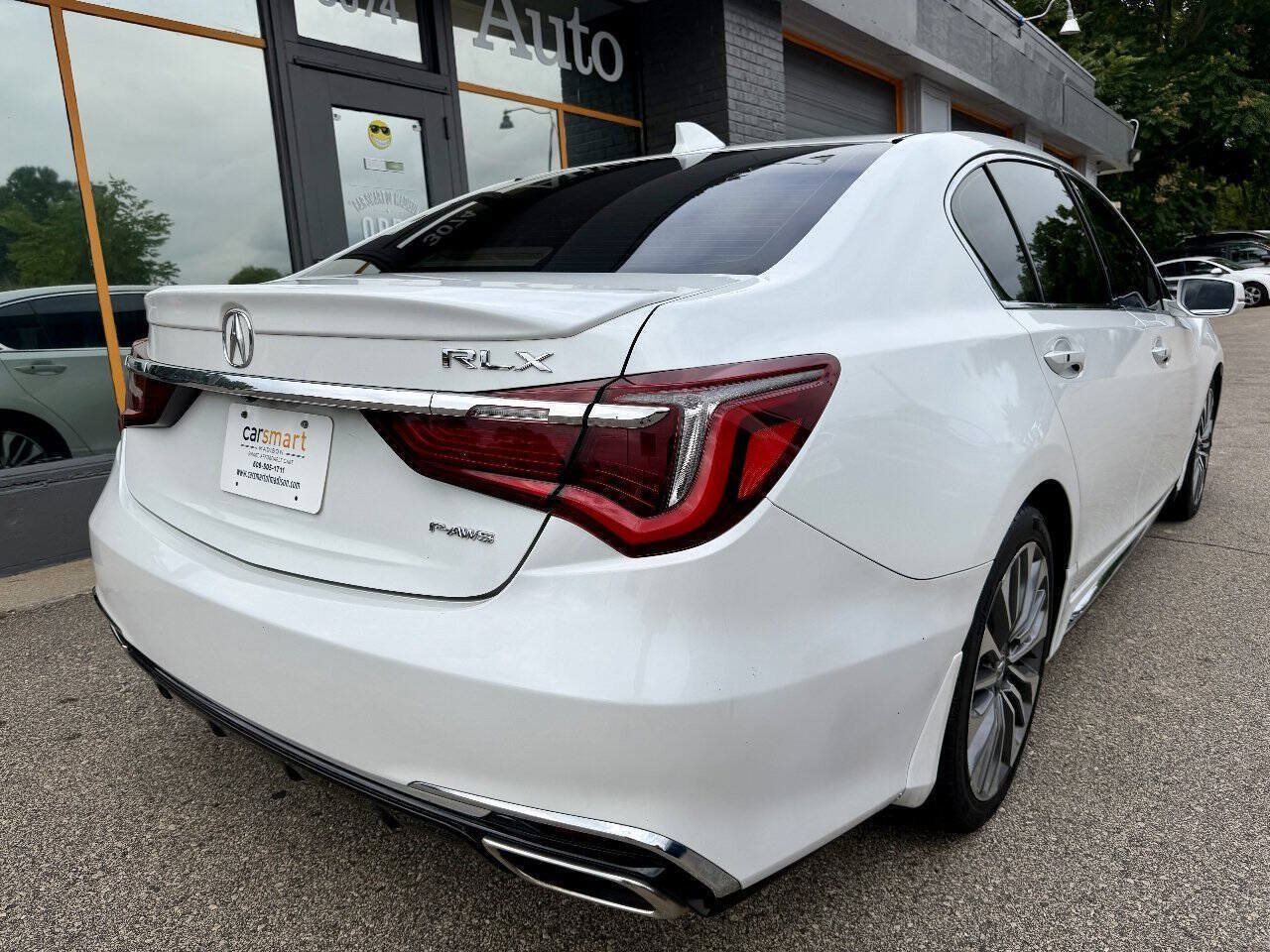 Used 2018 Acura RLX w/ Technology Package FWD image 8
