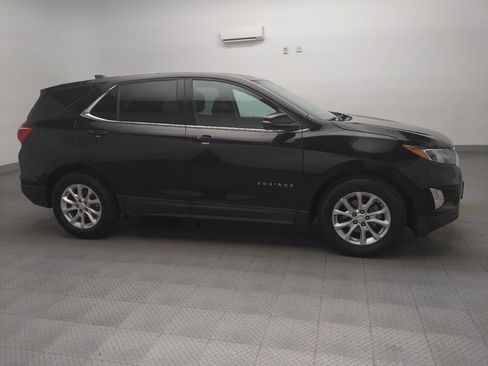 Used 2018 Chevrolet Equinox LT image 11