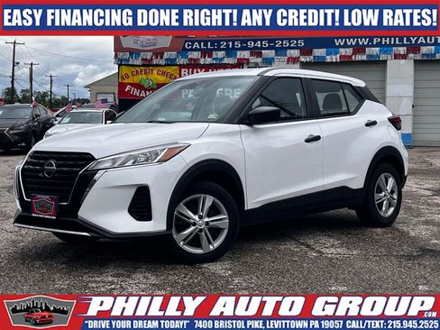 Used 2022 Nissan Kicks S FWD image 3
