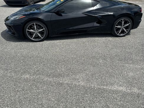 Used 2023 Chevrolet Corvette Stingray Coupe w/ 1LT image 2