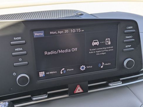 Certified 2025 Hyundai Elantra Sport FWD image 20