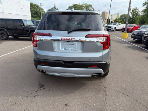 Used 2023 GMC Acadia SLT w/ Preferred Package AWD/4WD image 6