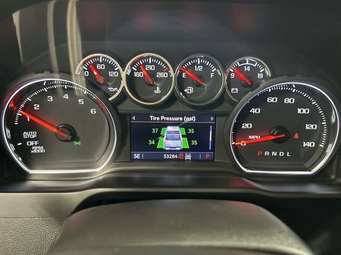 Used 2022 Chevrolet Silverado 1500 LT AWD/4WD image 13