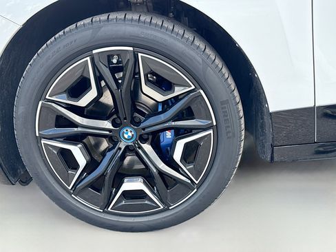 Used 2023 BMW iX M60 AWD/4WD image 42