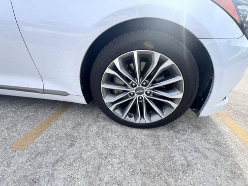 Used 2015 Hyundai Genesis 3.8 w/ Option Group 02 RWD image 7