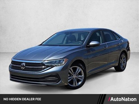 Used 2024 Volkswagen Jetta SE FWD image 1
