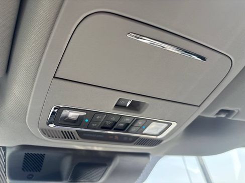 Used 2021 Ford F150 Lariat AWD/4WD image 37
