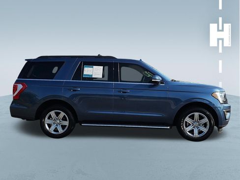 Used 2019 Ford Expedition XLT w/ Equipment Group 202A RWD image 3