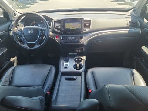 Used 2023 Honda Ridgeline RTL-E image 2