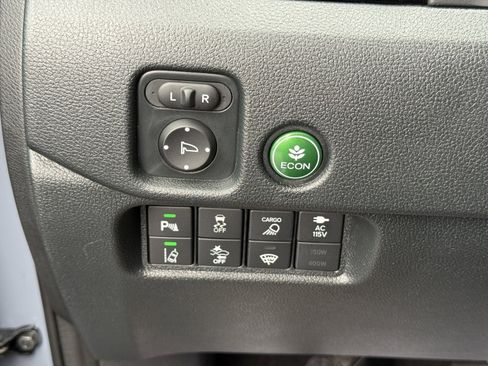 Used 2023 Honda Ridgeline Black Edition image 40