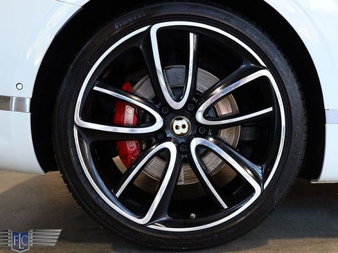 Used 2020 Bentley Continental GT V8 image 37