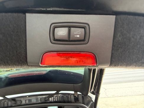 Used 2014 Porsche Cayenne S image 40