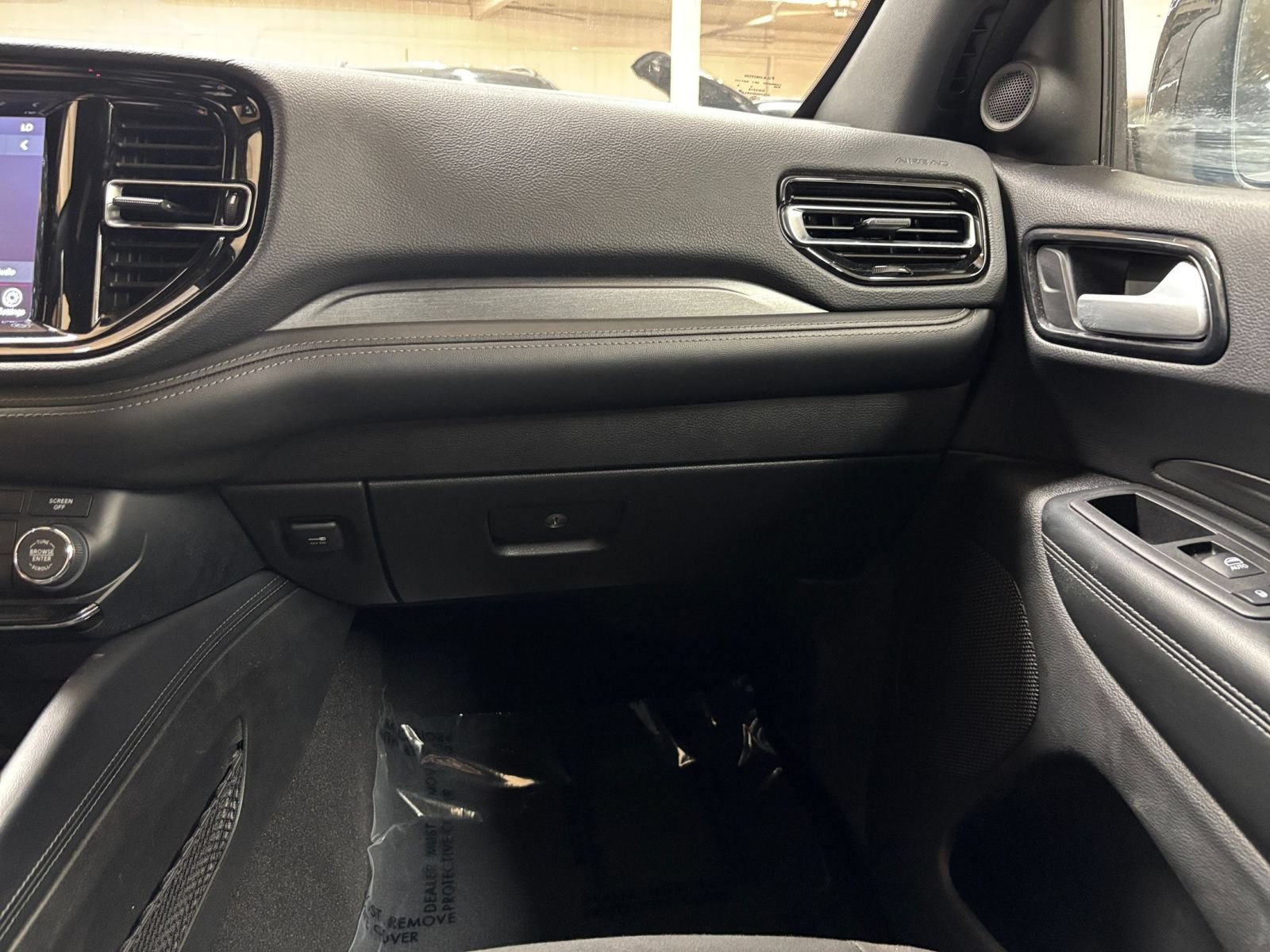Used 2024 Dodge Durango SXT AWD/4WD image 34