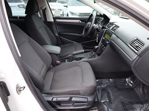 Used 2014 Volkswagen Passat 1.8T S FWD image 15